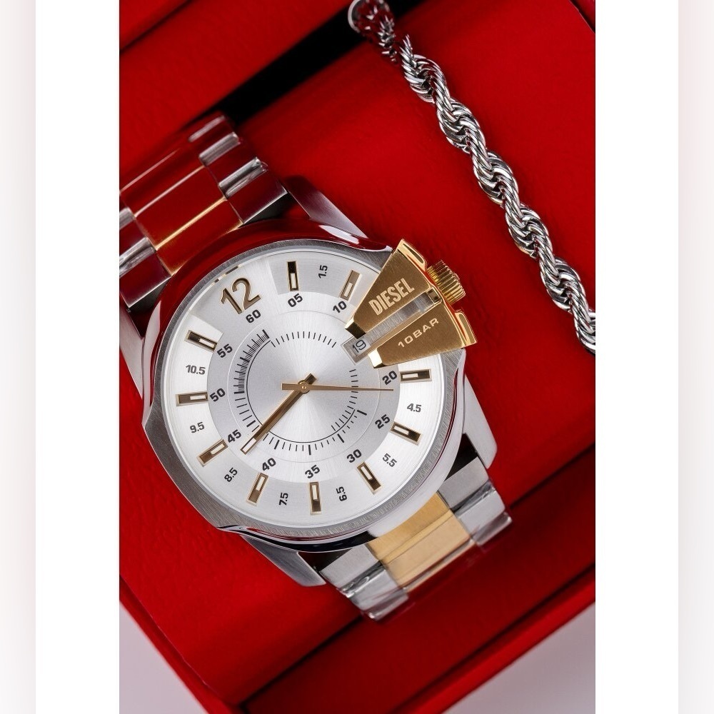 NWT Diesel Watch Set With Bracelet